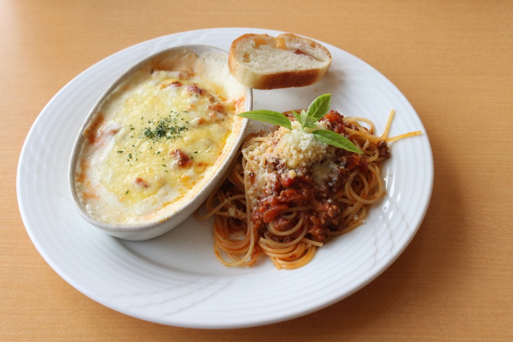 ハーフ＆ハーフランチ（チキンドリア＆パスタ）